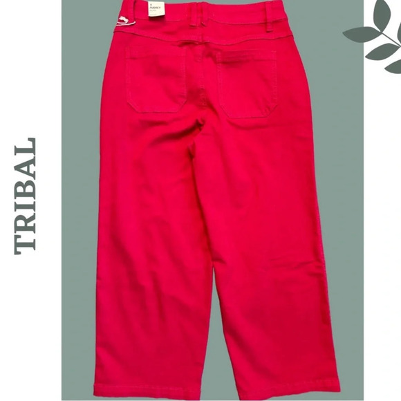 Tribal Wide Leg Jeans
Button Front Raspberry
53650-2020W-2089 Audrey
Mid Rise - Picture 4 of 5